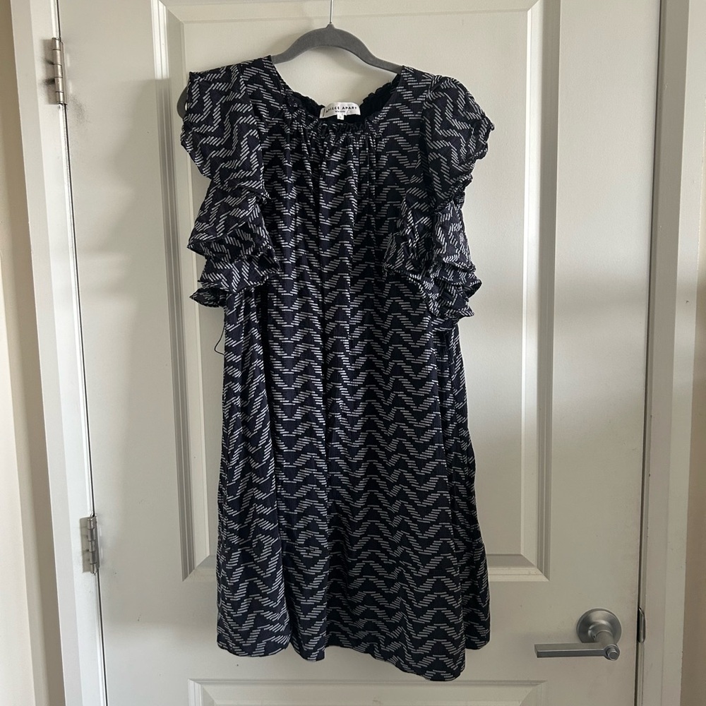 A Piece Apart 100% Silk Knee Length Size 10 Ruffle Sleeve Self Tie Dre…